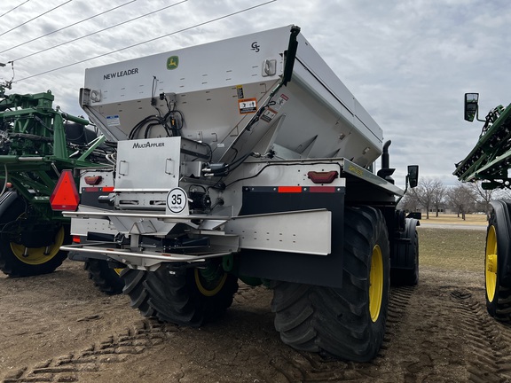 2024 John Deere 800R - Photo5