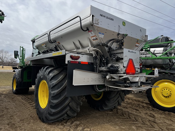 2024 John Deere 800R - Photo3