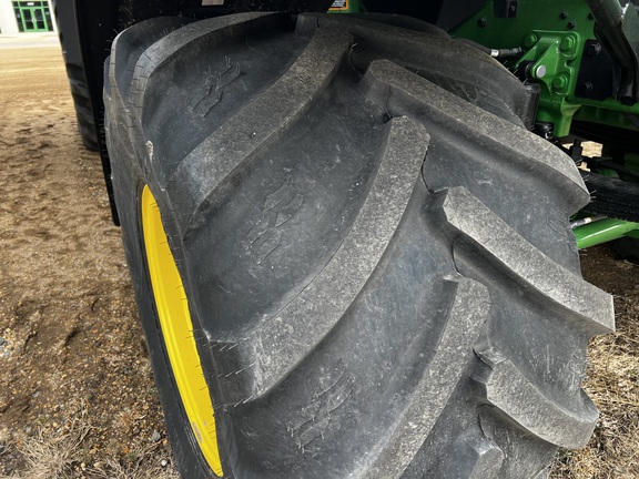 2024 John Deere 800R - Photo10