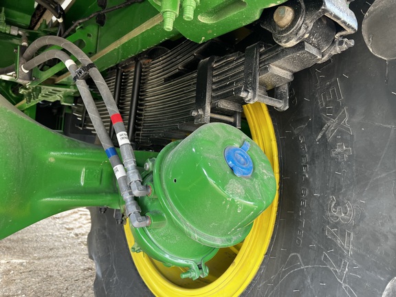 2024 John Deere 800R - Photo14