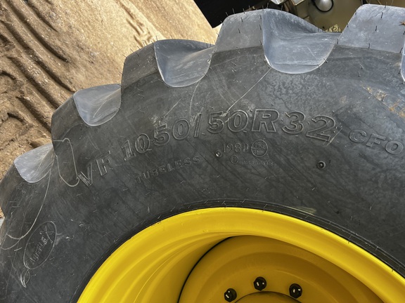 2024 John Deere 800R - Photo12