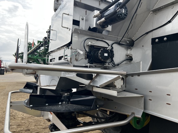 2024 John Deere 800R - Photo25