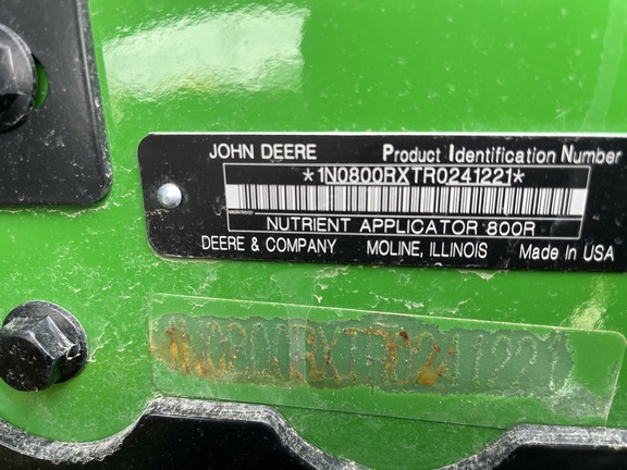 2024 John Deere 800R - Photo44