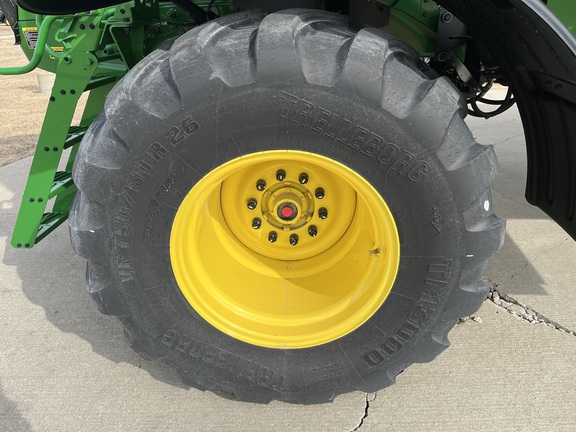 2024 John Deere 800R - Photo10