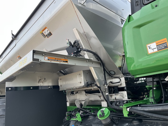 2024 John Deere 800R - Photo26