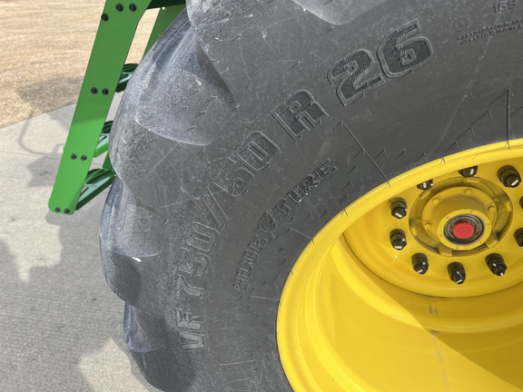 2024 John Deere 800R - Photo11