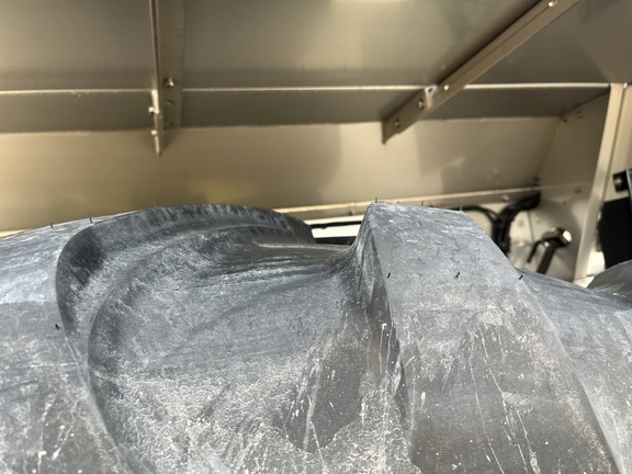 2024 John Deere 800R - Photo18