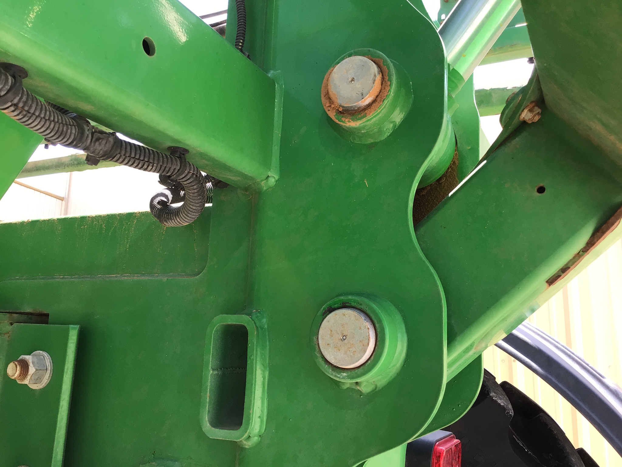 2018 John Deere R4038 Image 29