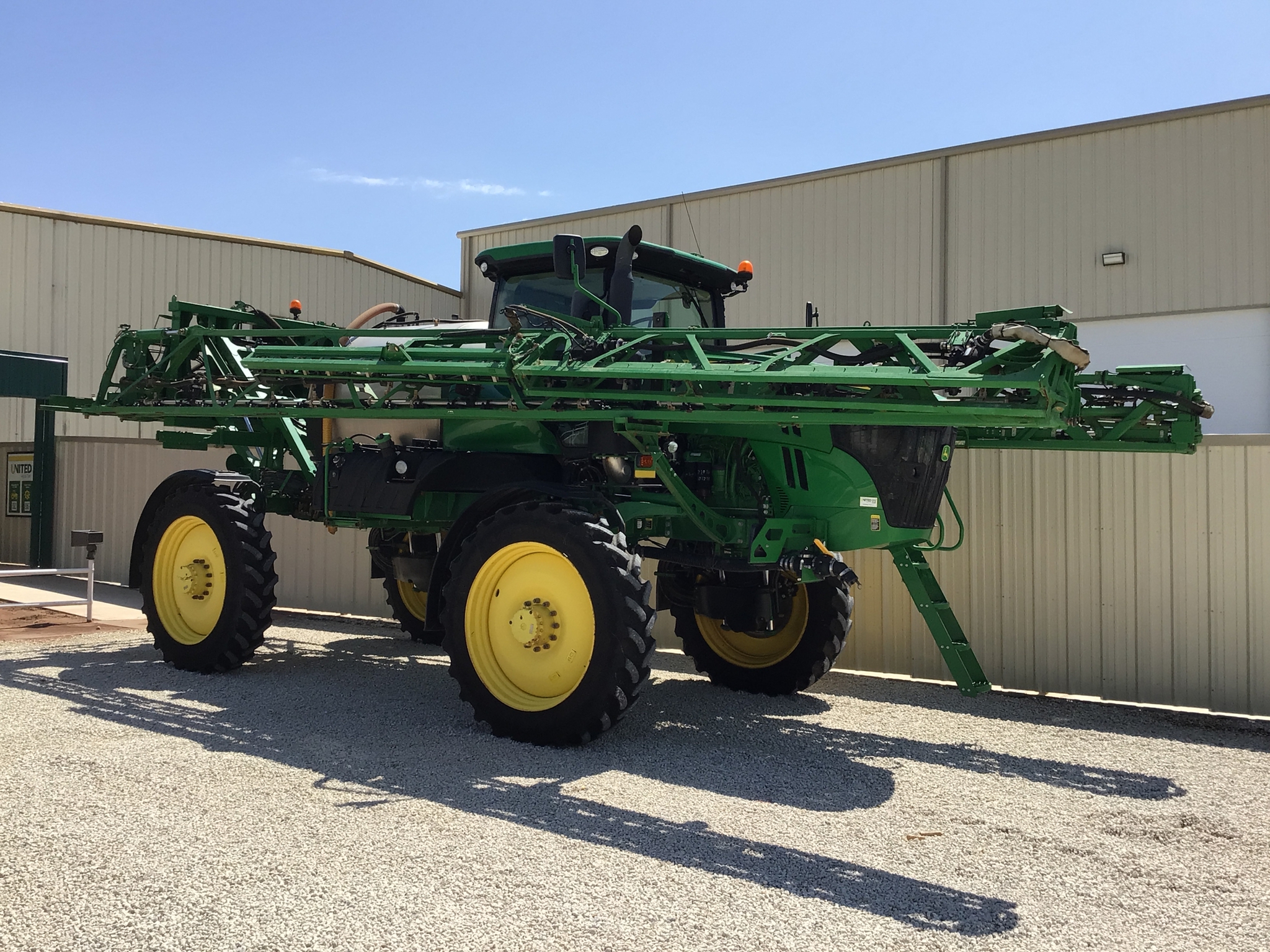 2018 John Deere R4038 Image 6