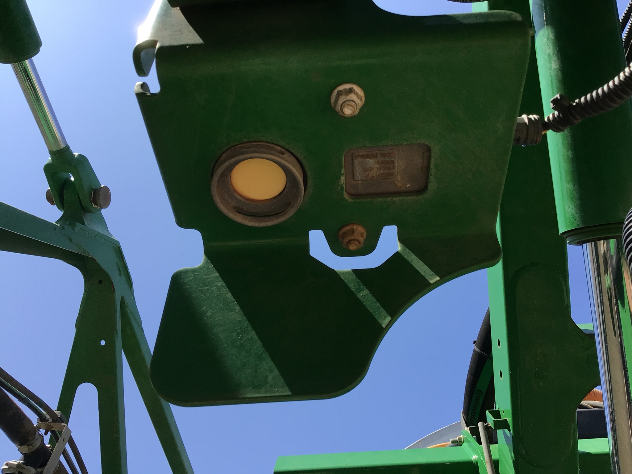 2018 John Deere R4038 Image 44