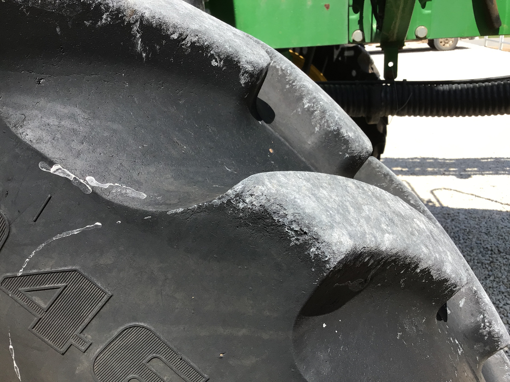 2018 John Deere R4038 Image 51
