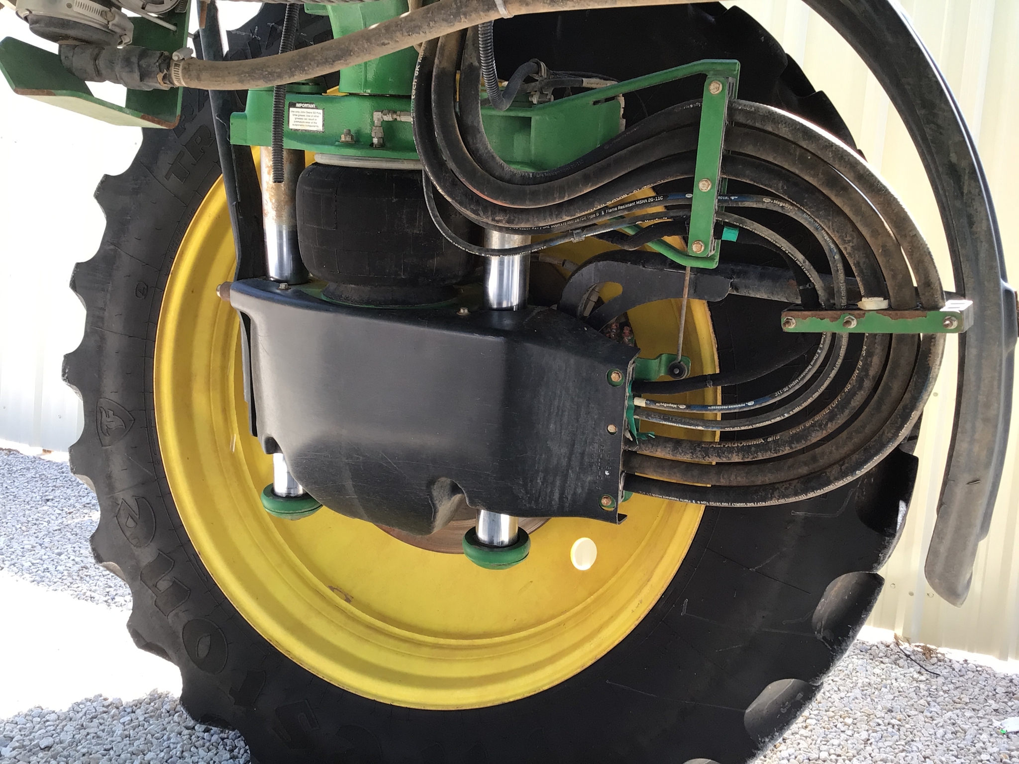 2018 John Deere R4038 Image 47