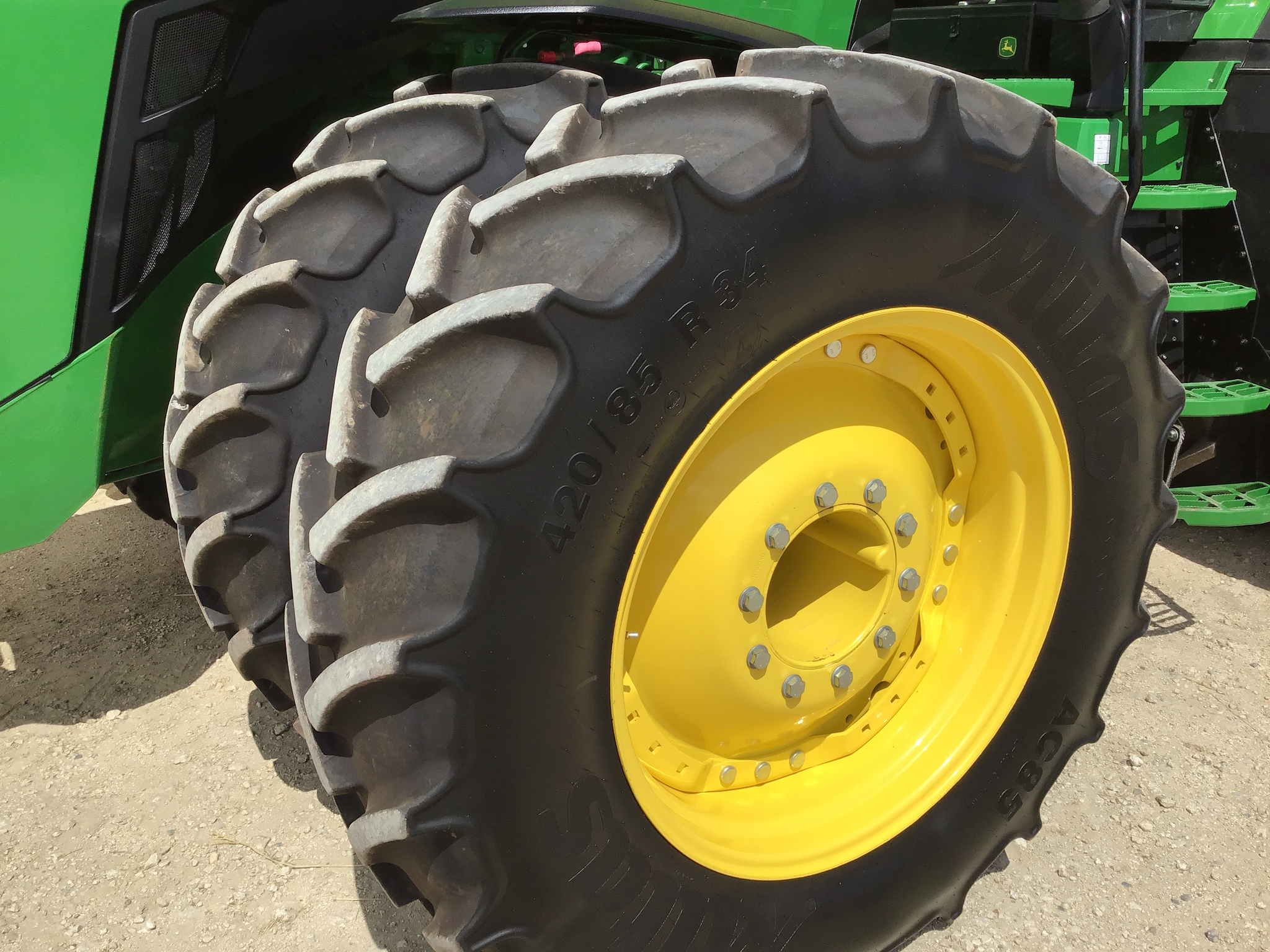 2024 John Deere 8R 370 Image 41