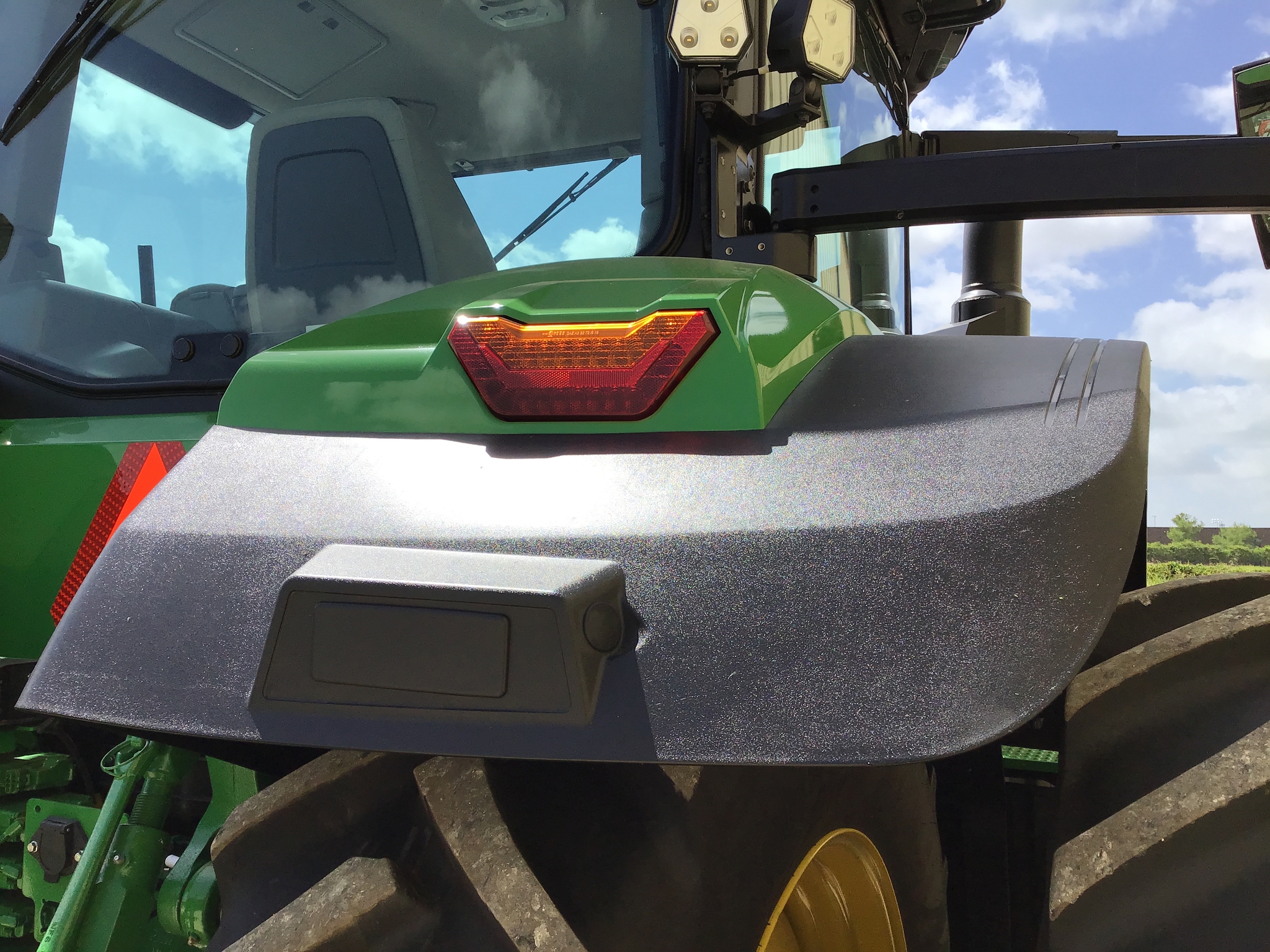 2024 John Deere 8R 370 Image 31