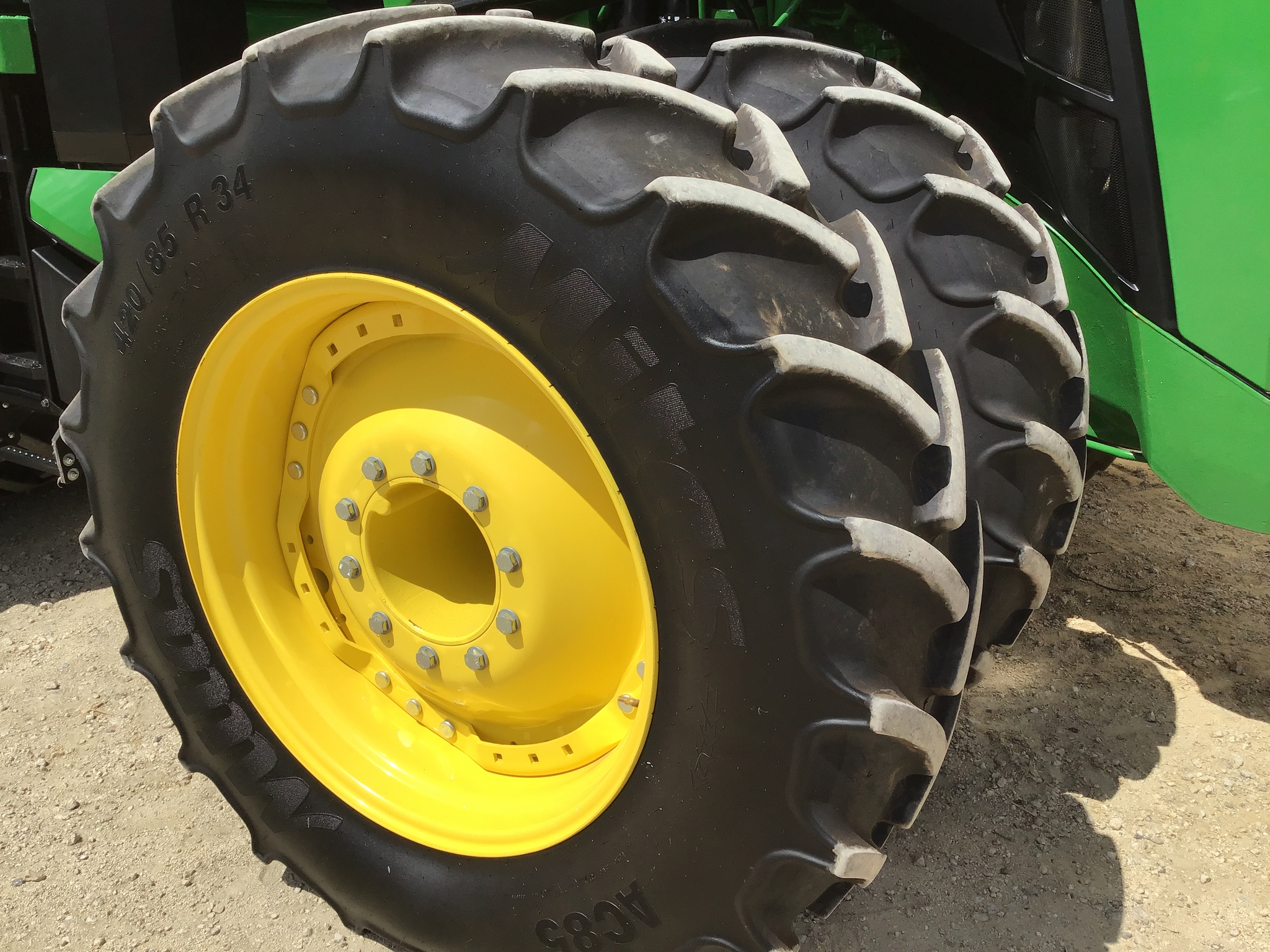 2024 John Deere 8R 370 Image 42
