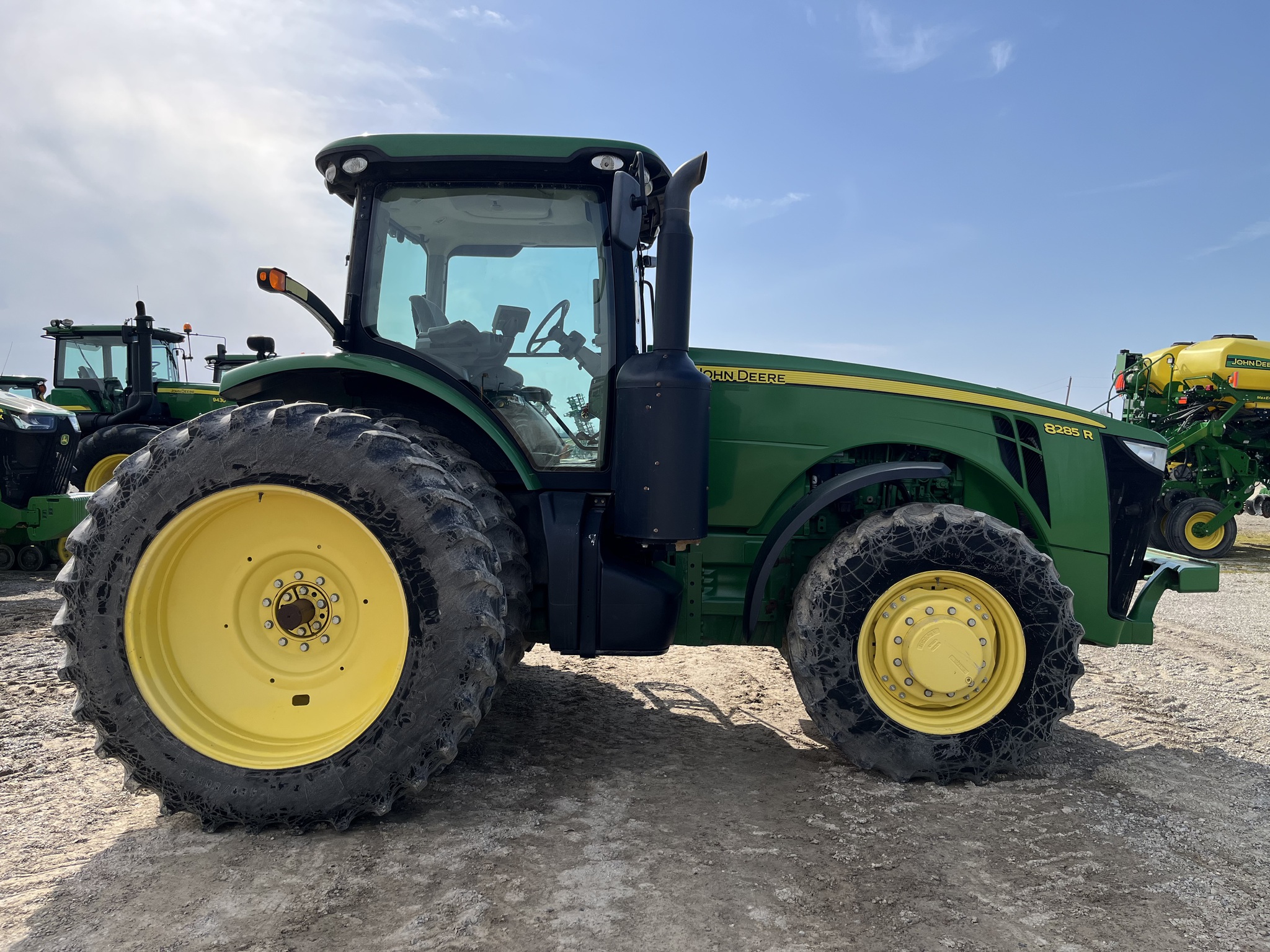 2012 John Deere 8285R Row Crop Tractors