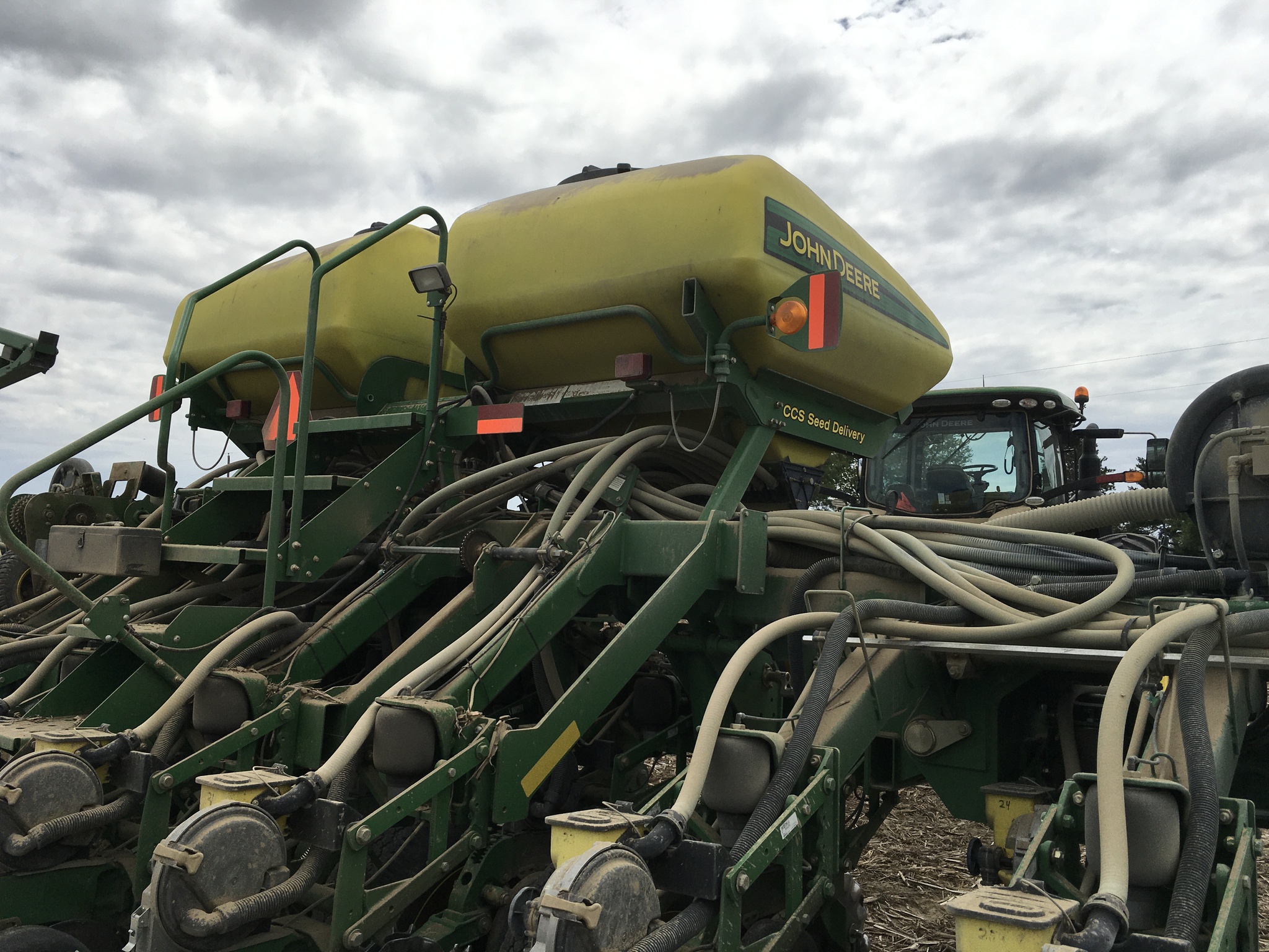 2008 John Deere 1790 Image 11