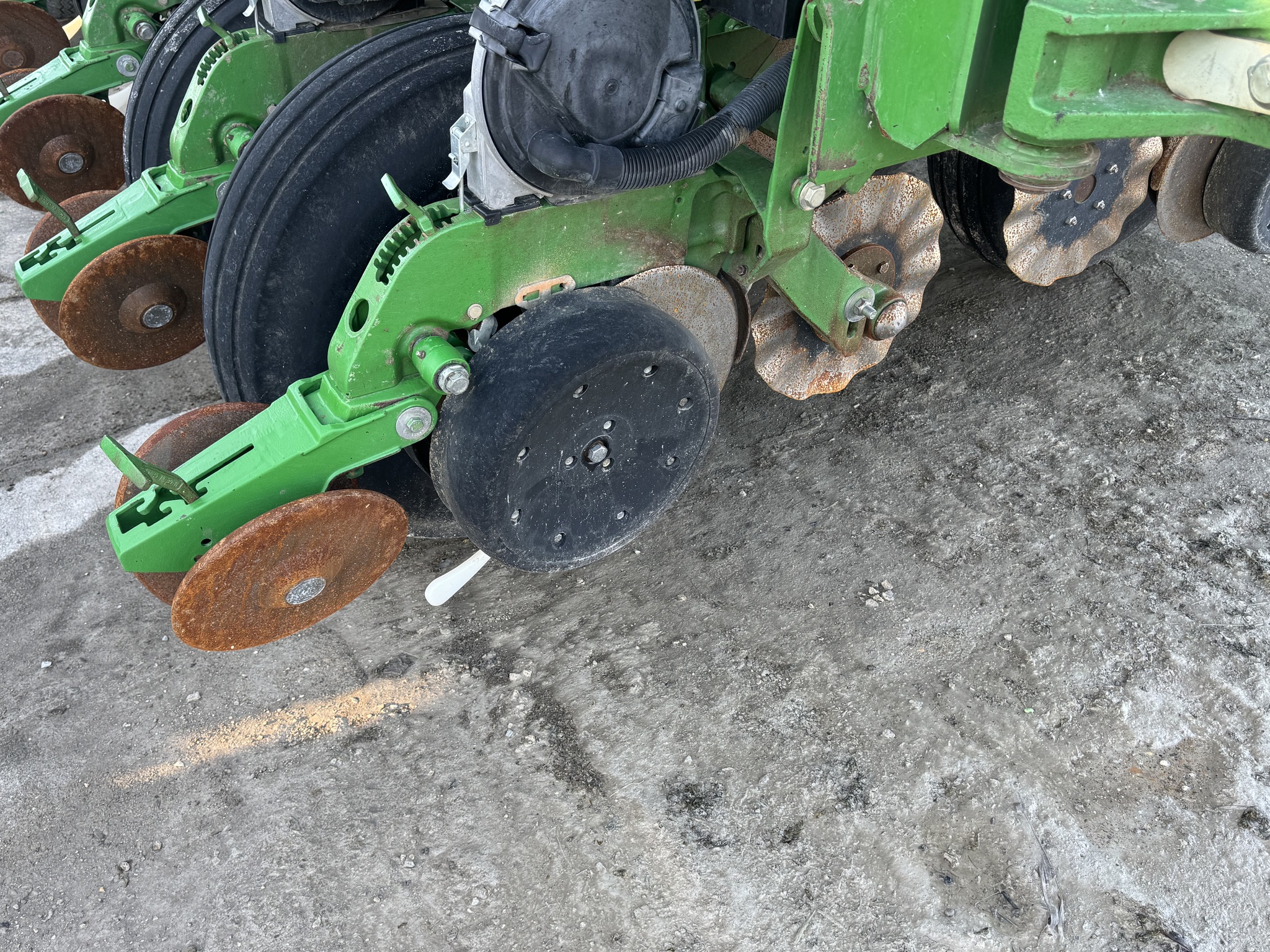 2008 John Deere 1790 Image 6