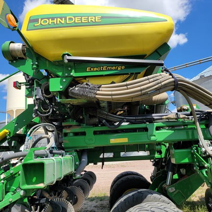 2021 John Deere DB90 (20th thumbnail)