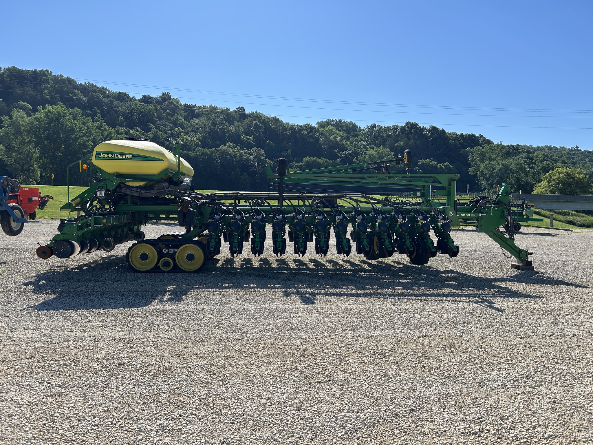 2016 John Deere DB60 Image 1