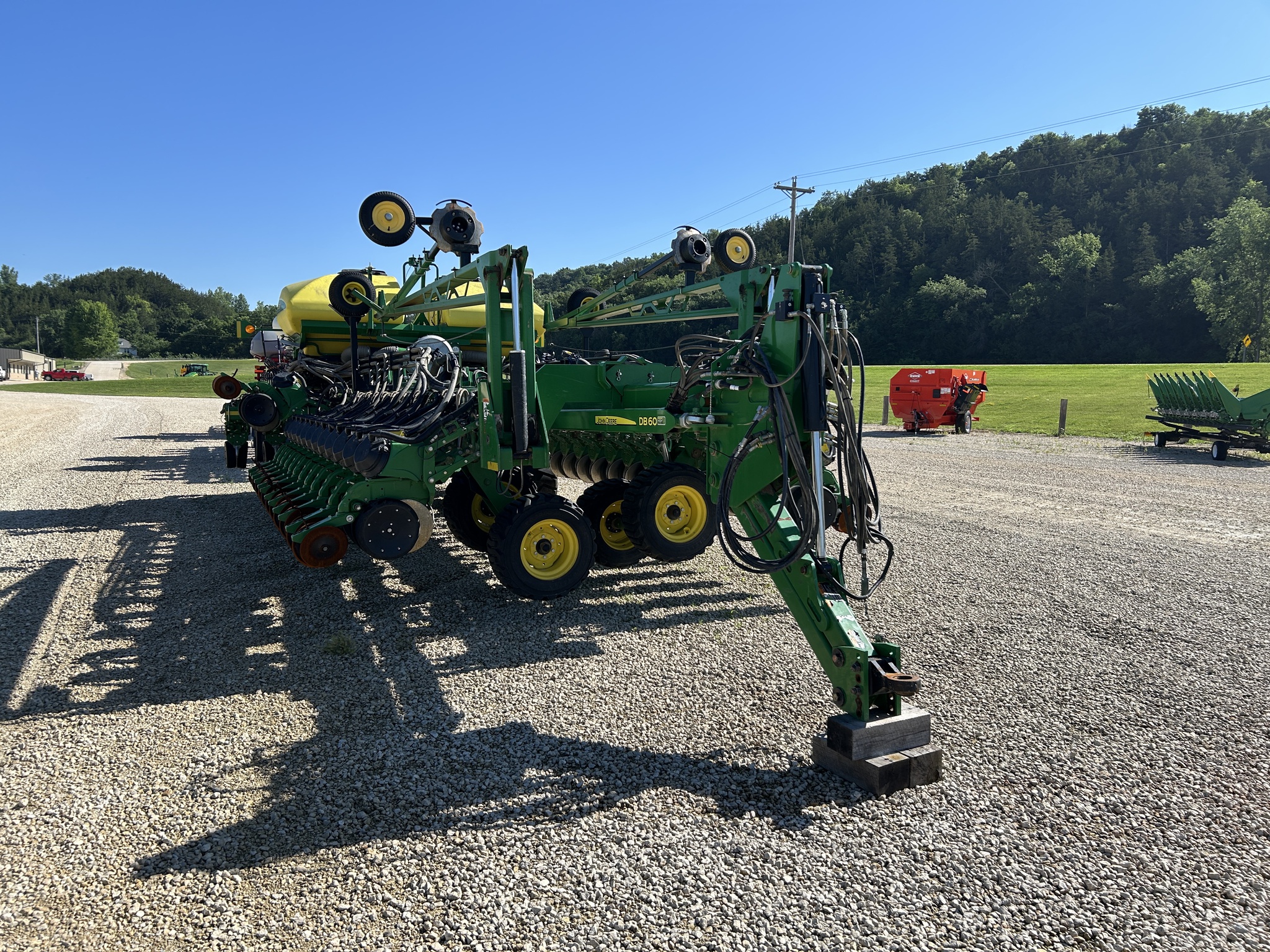 2016 John Deere DB60 Image 19