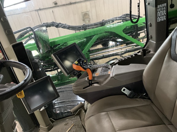 2024 John Deere 412R - Photo13