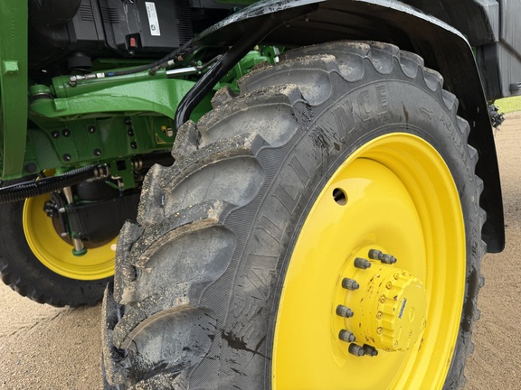 2024 John Deere 412R - Photo10