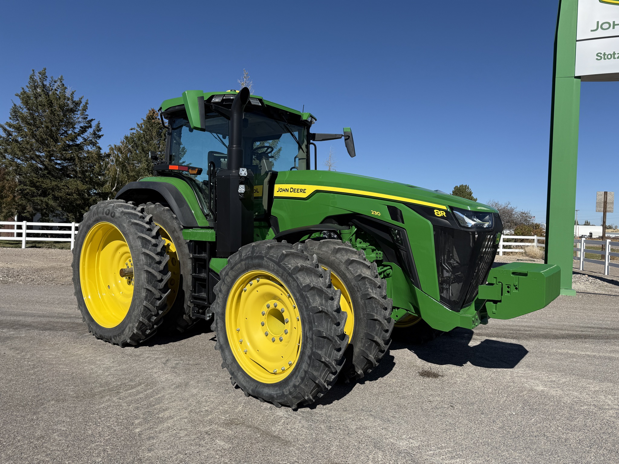 2024 John Deere 8R 230 Image 7