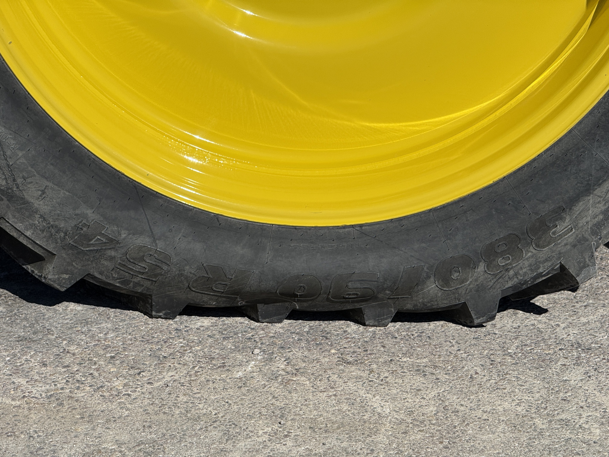 2024 John Deere 8R 230 Image 36