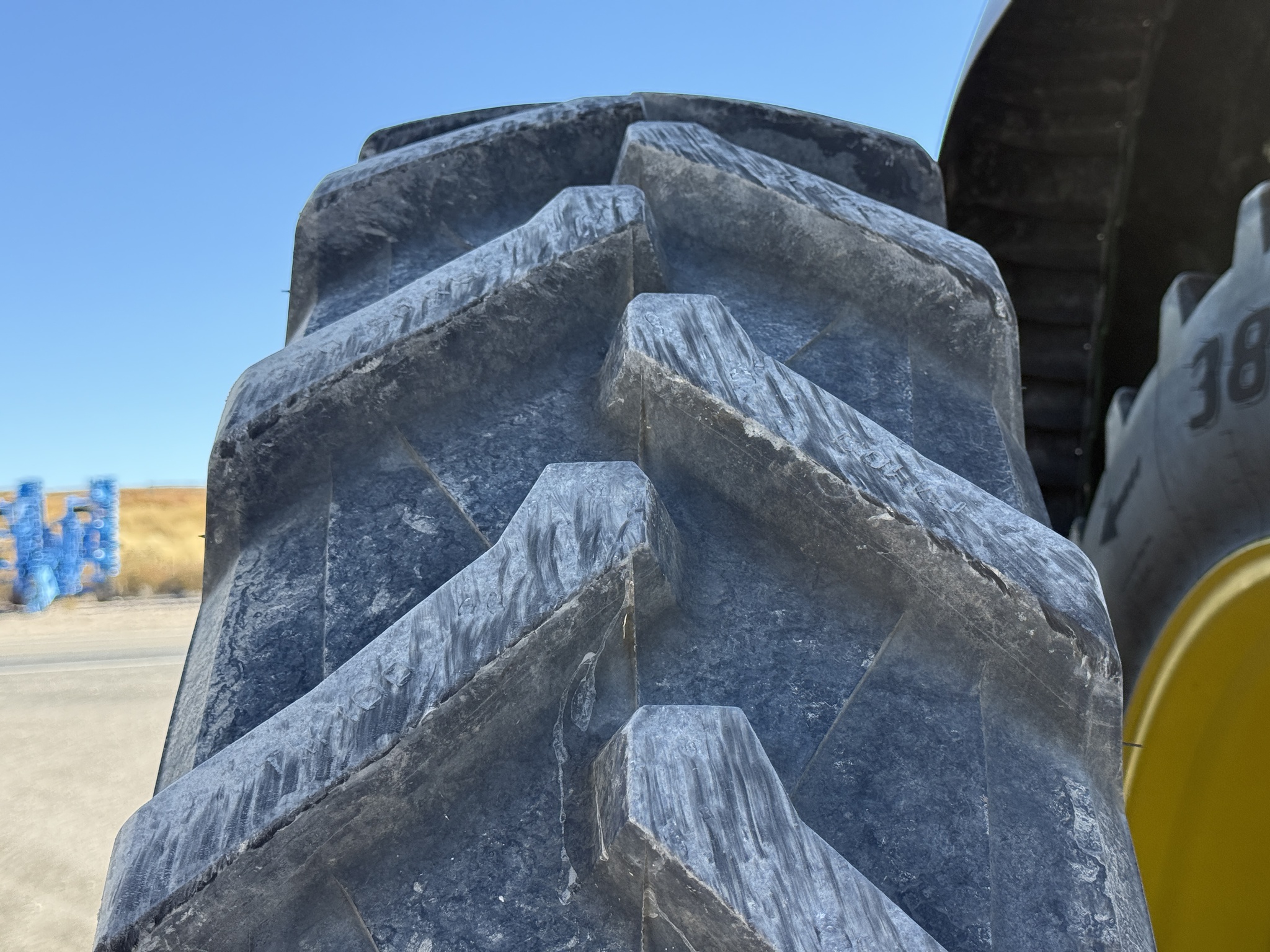 2024 John Deere 8R 230 Image 34