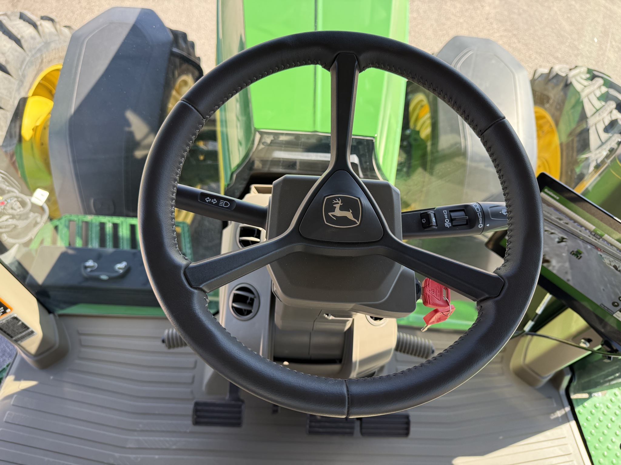 2024 John Deere 8R 230 Image 11