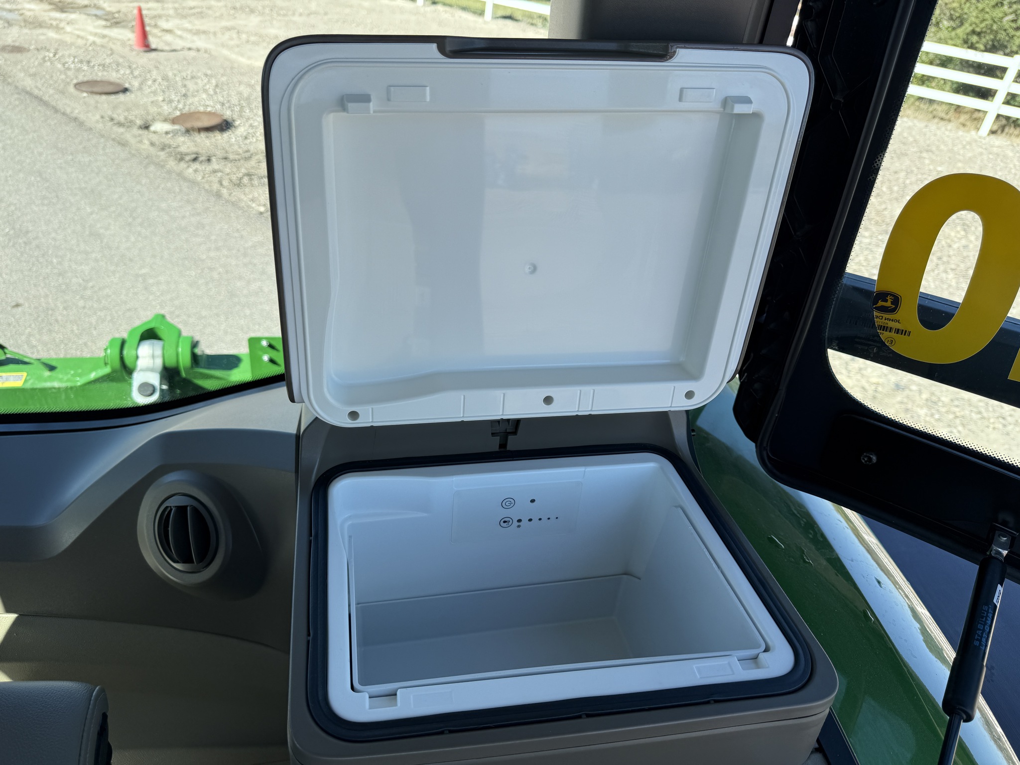 2024 John Deere 8R 230 Image 21