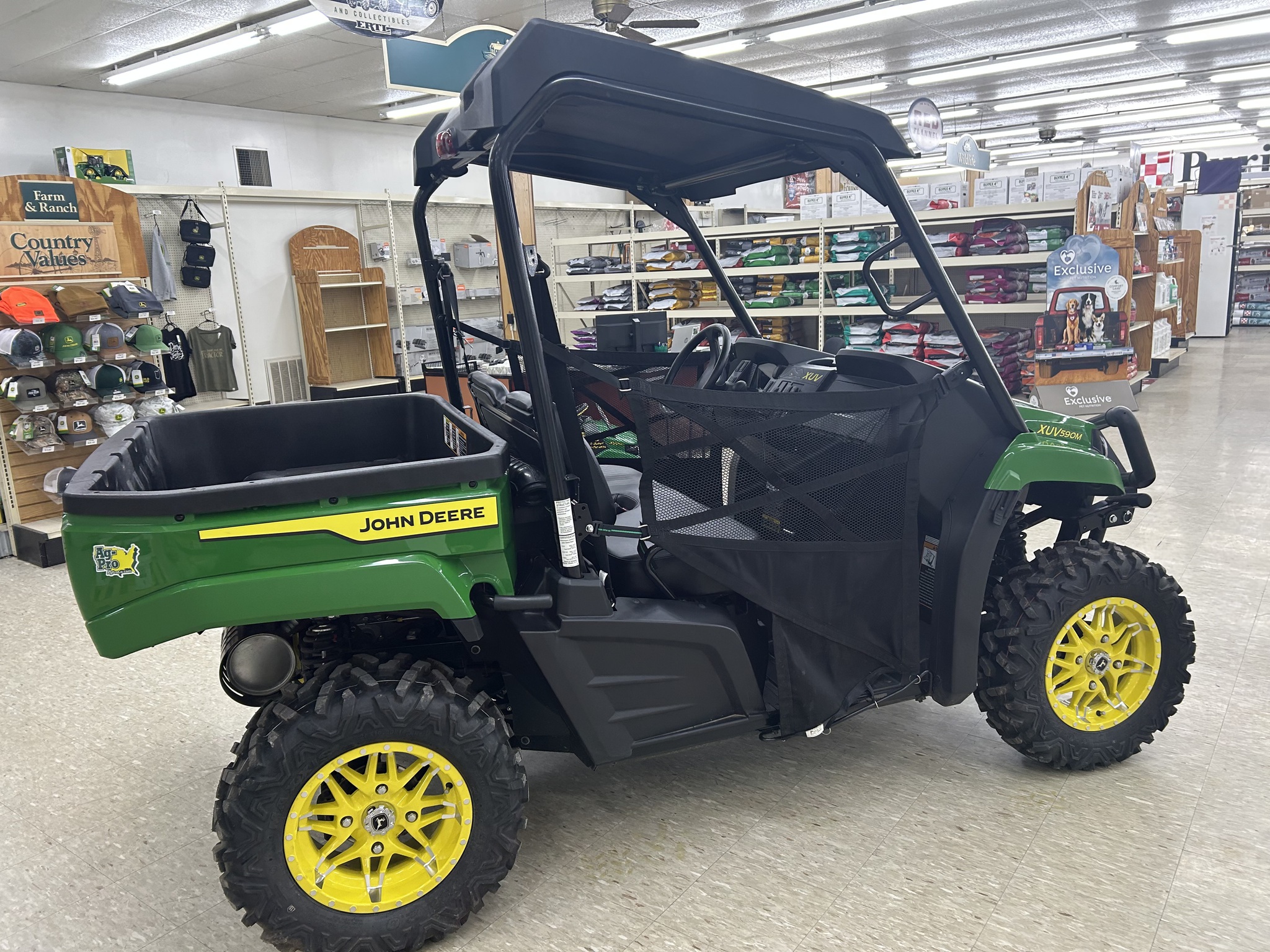 2024 John Deere 590M Image 6