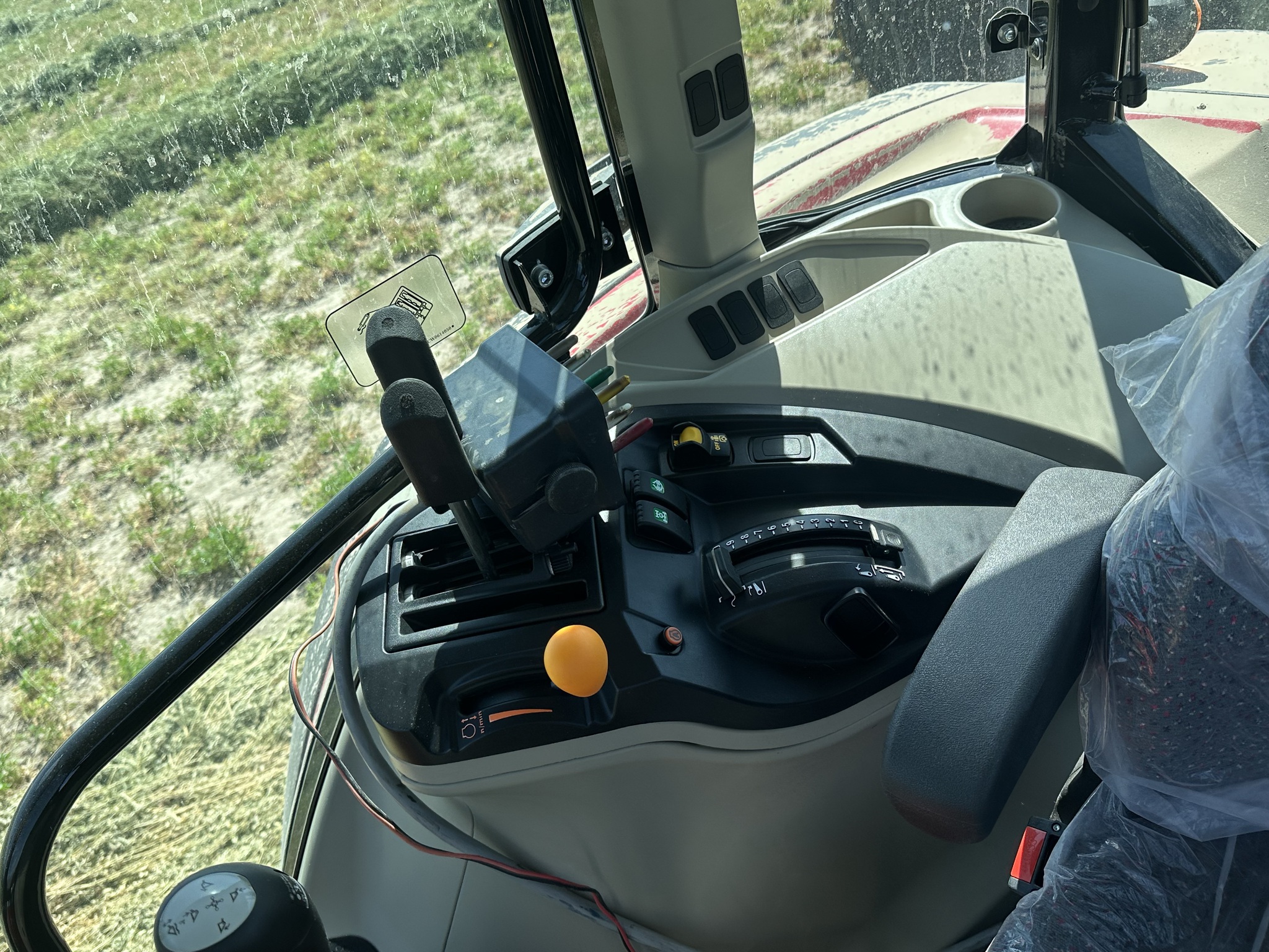 2022 Massey Ferguson 4707 Image 13