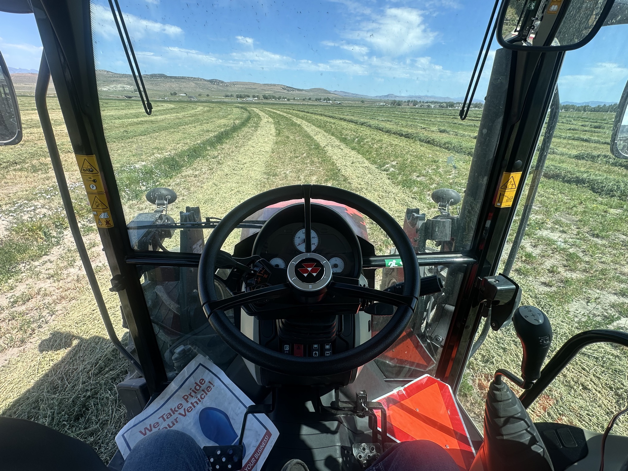 2022 Massey Ferguson 4707 Image 17