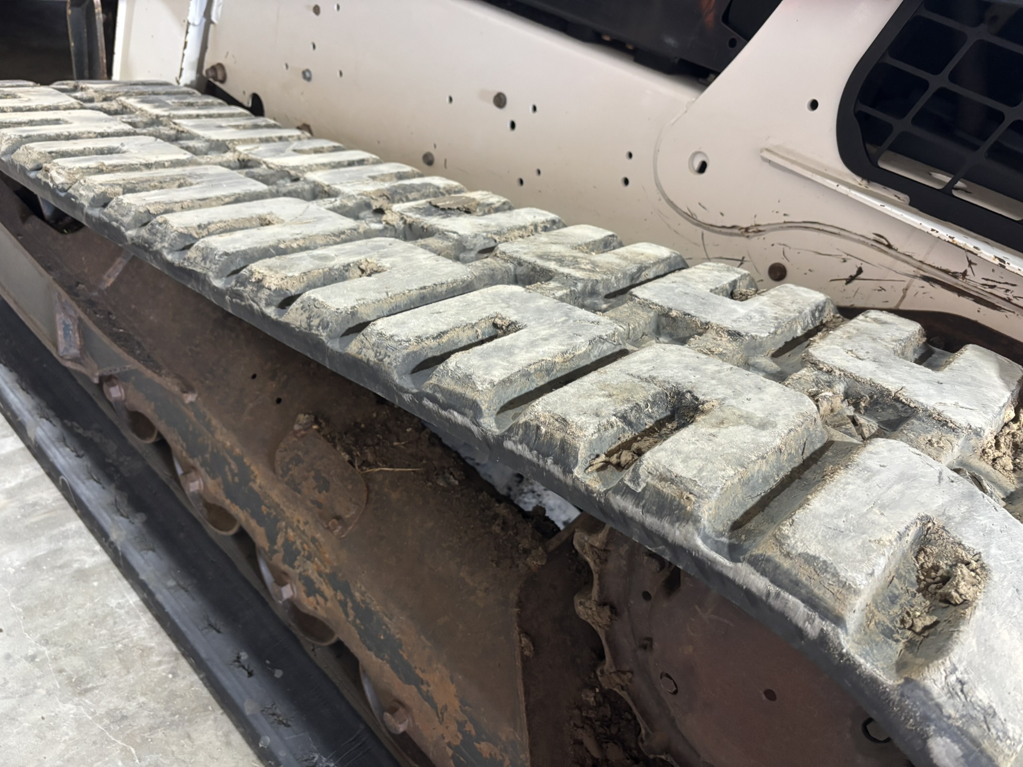 2020 Bobcat T740 Image 17