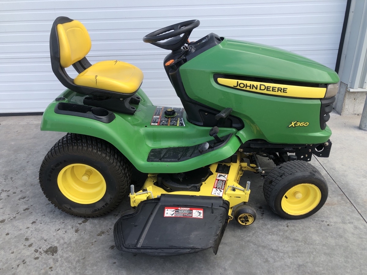 2011 John Deere X360 Image 5