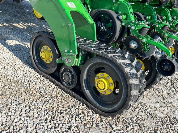 2025 John-Deere 1775NT