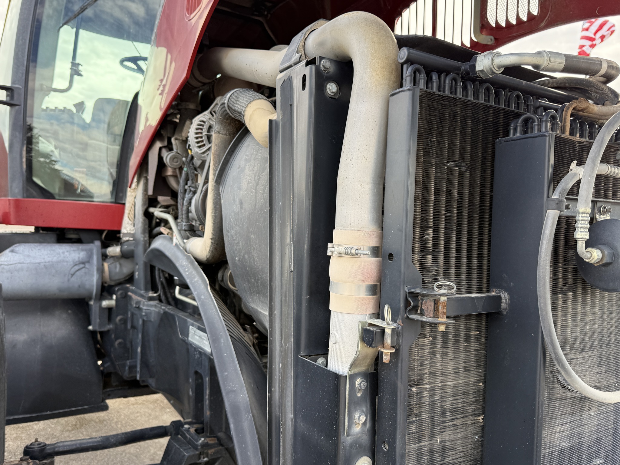 2010 Case IH Magnum 305 Image 22