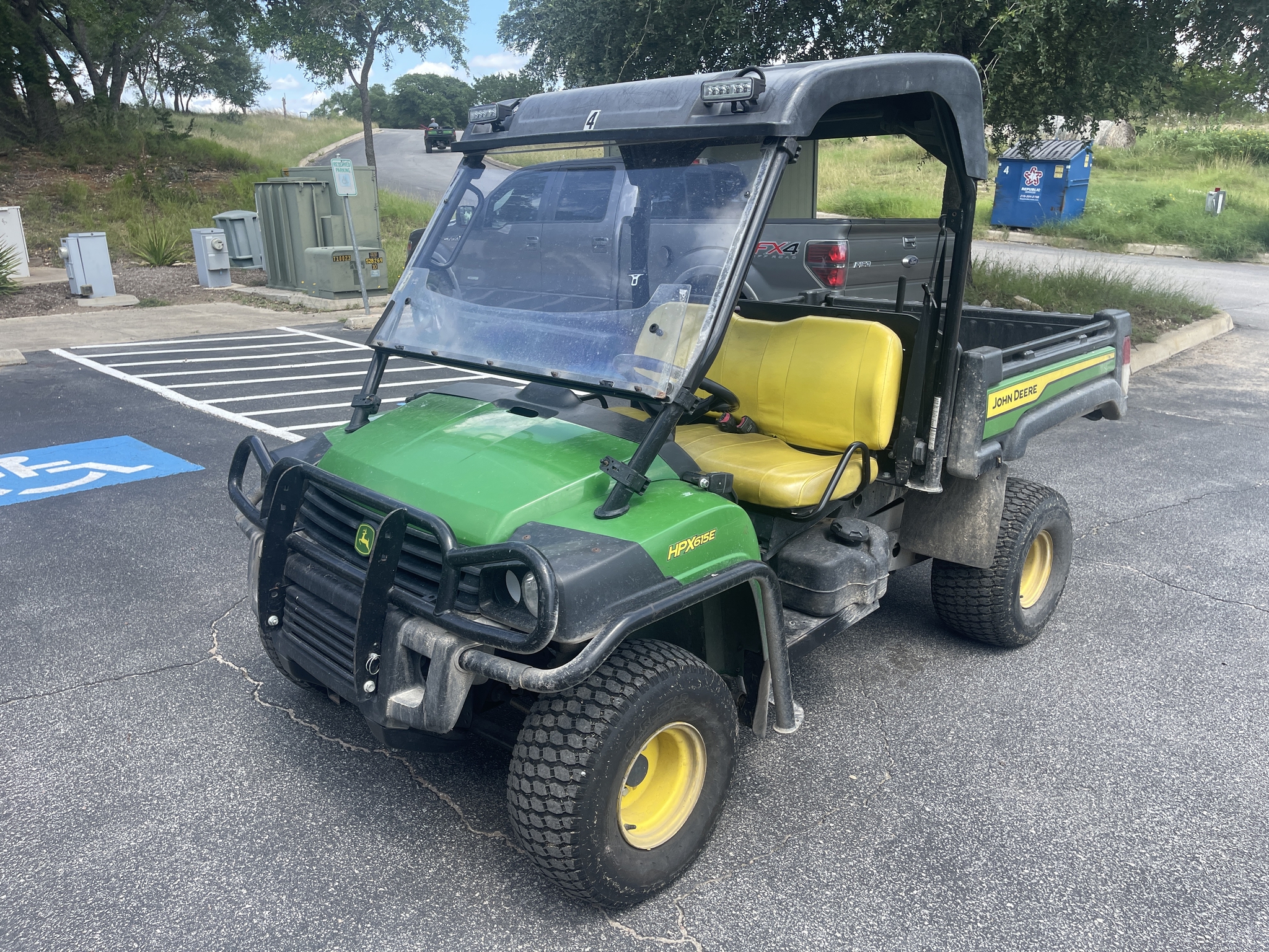 2021 John Deere HPX615E Image 3