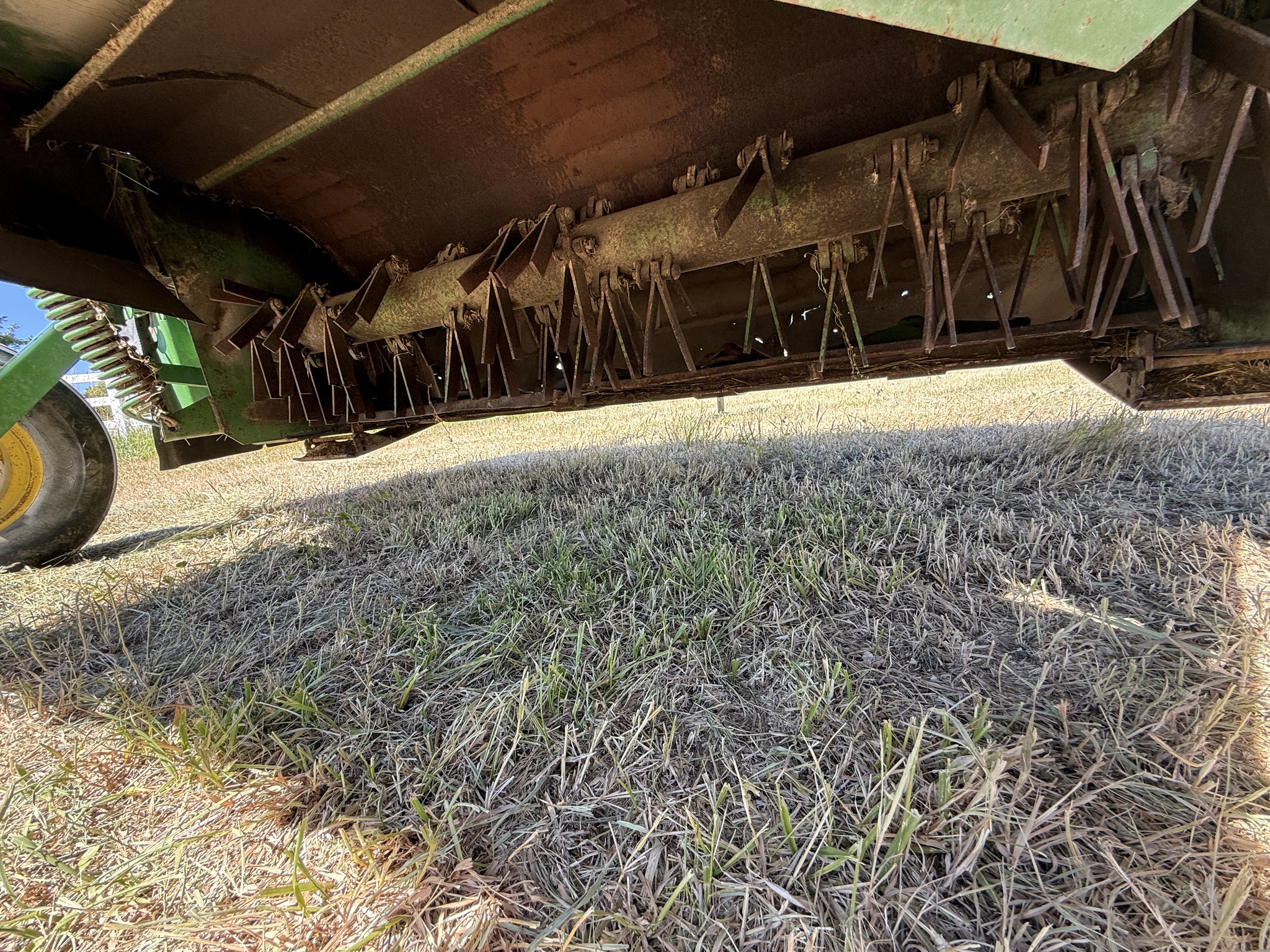 John Deere 1360 Image 9