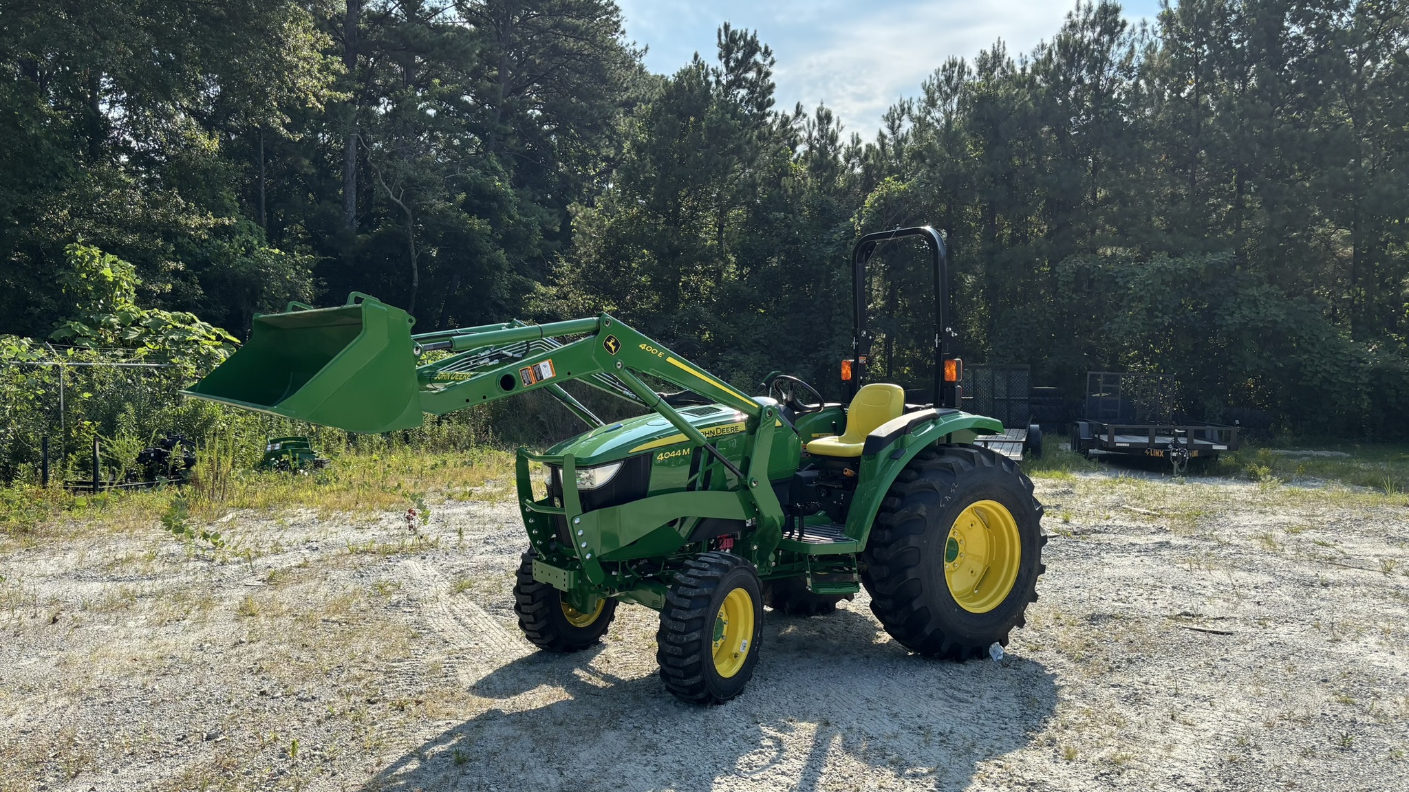 2025 John Deere 4044M Image 1