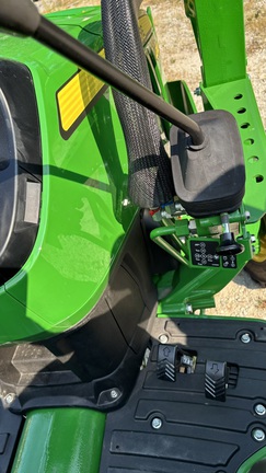 2025 John Deere 4044M