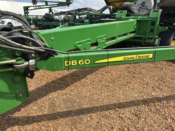 Photo of 2018 John Deere DB60