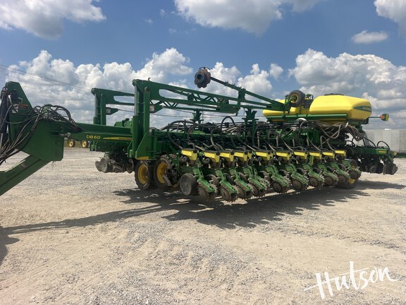 Photo of 2018 John Deere DB60