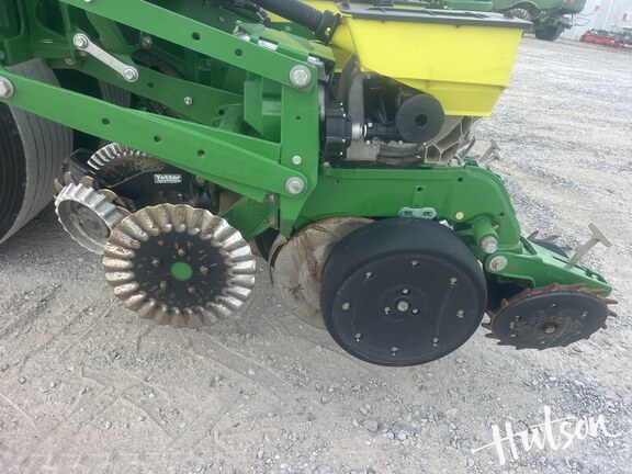 Photo of 2018 John Deere DB60
