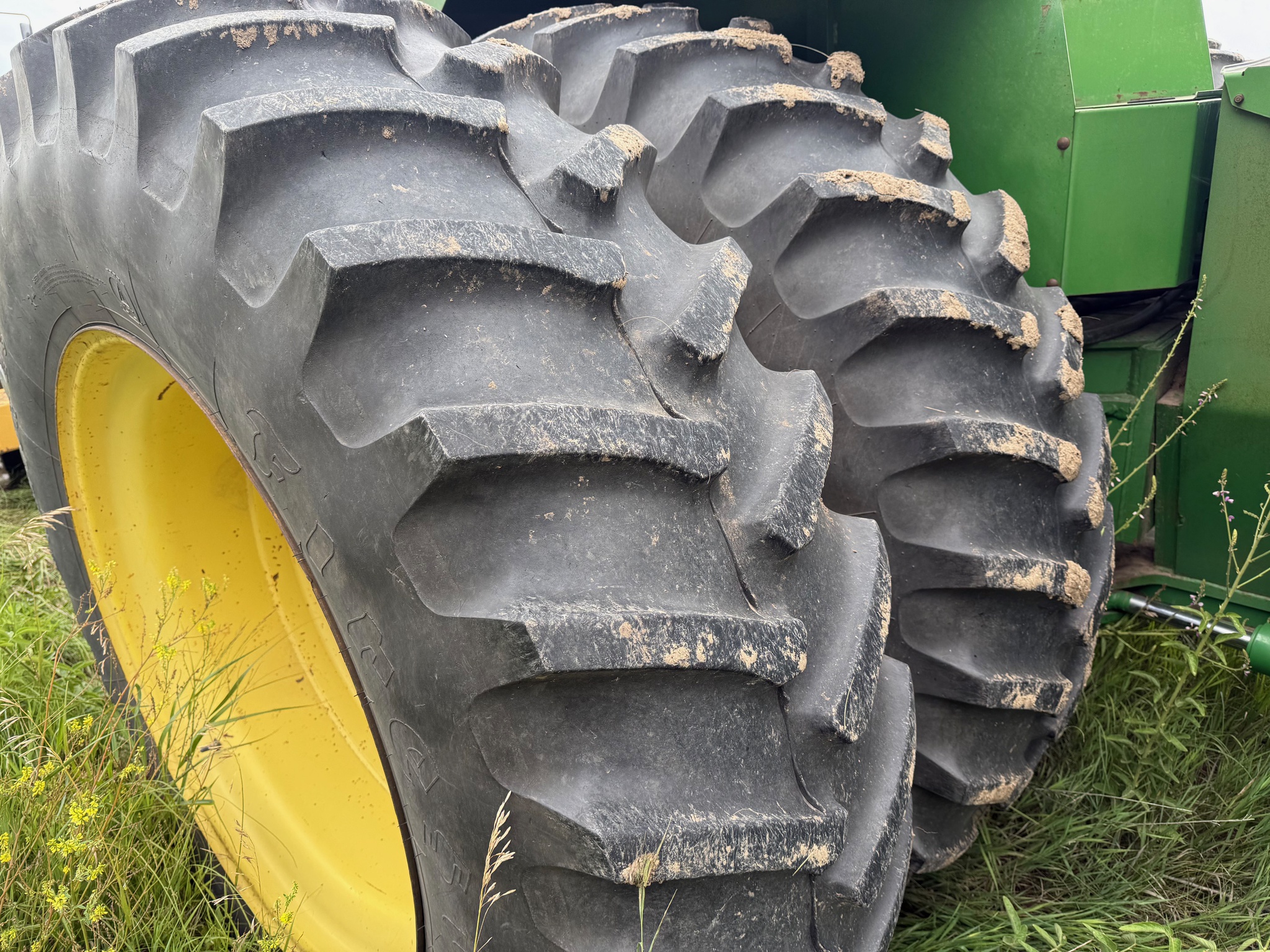 1990 John Deere 8760 Image 8