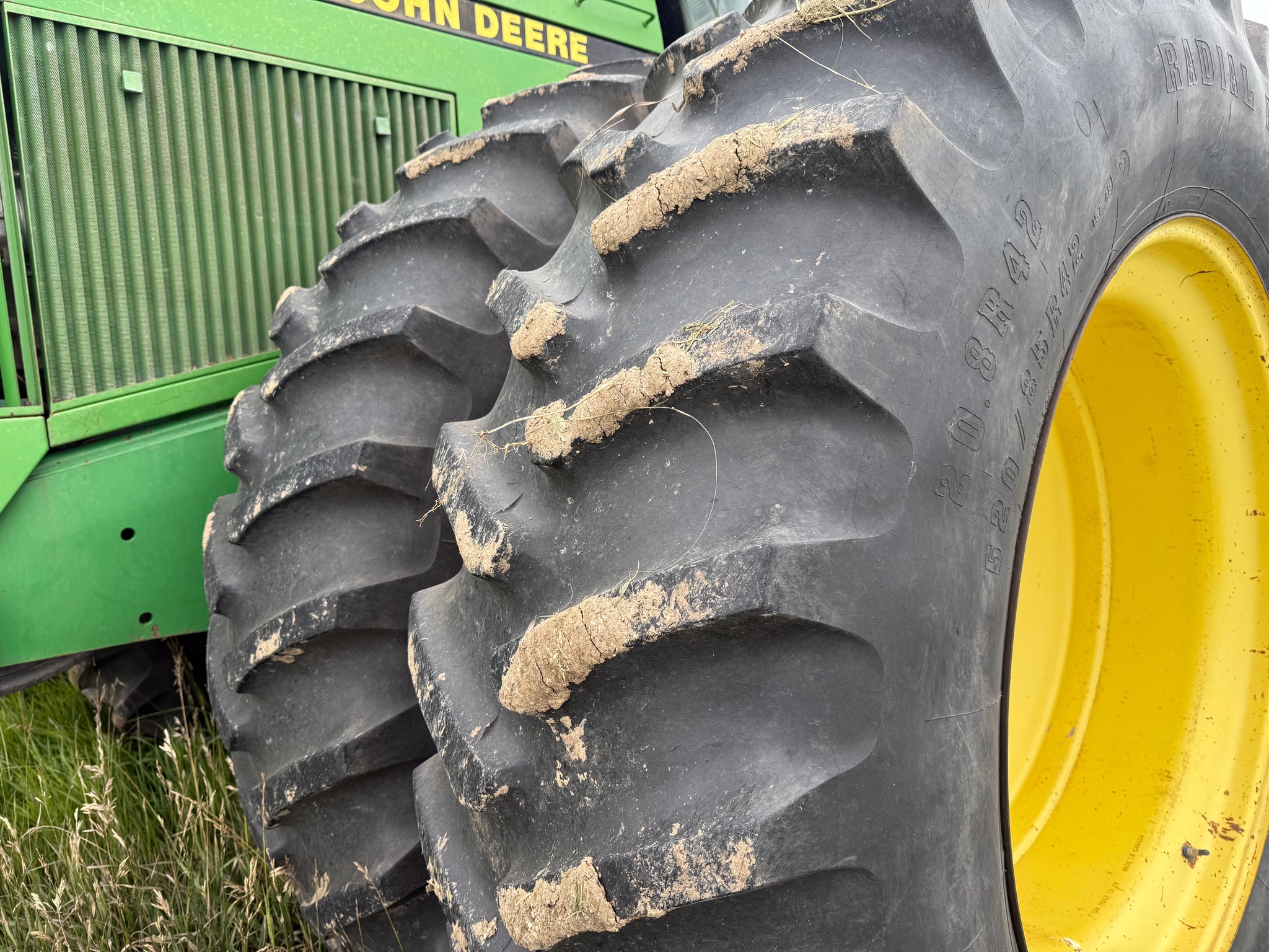 1990 John Deere 8760 Image 13