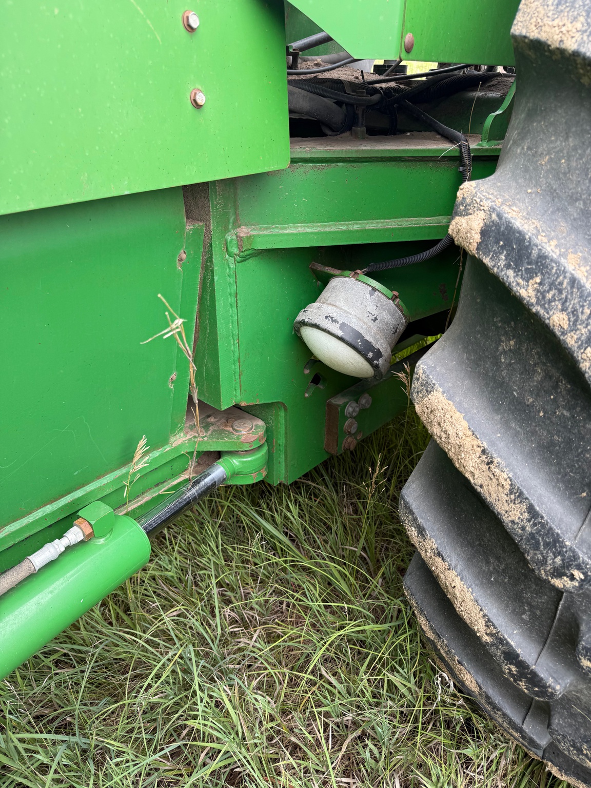 1990 John Deere 8760 Image 16