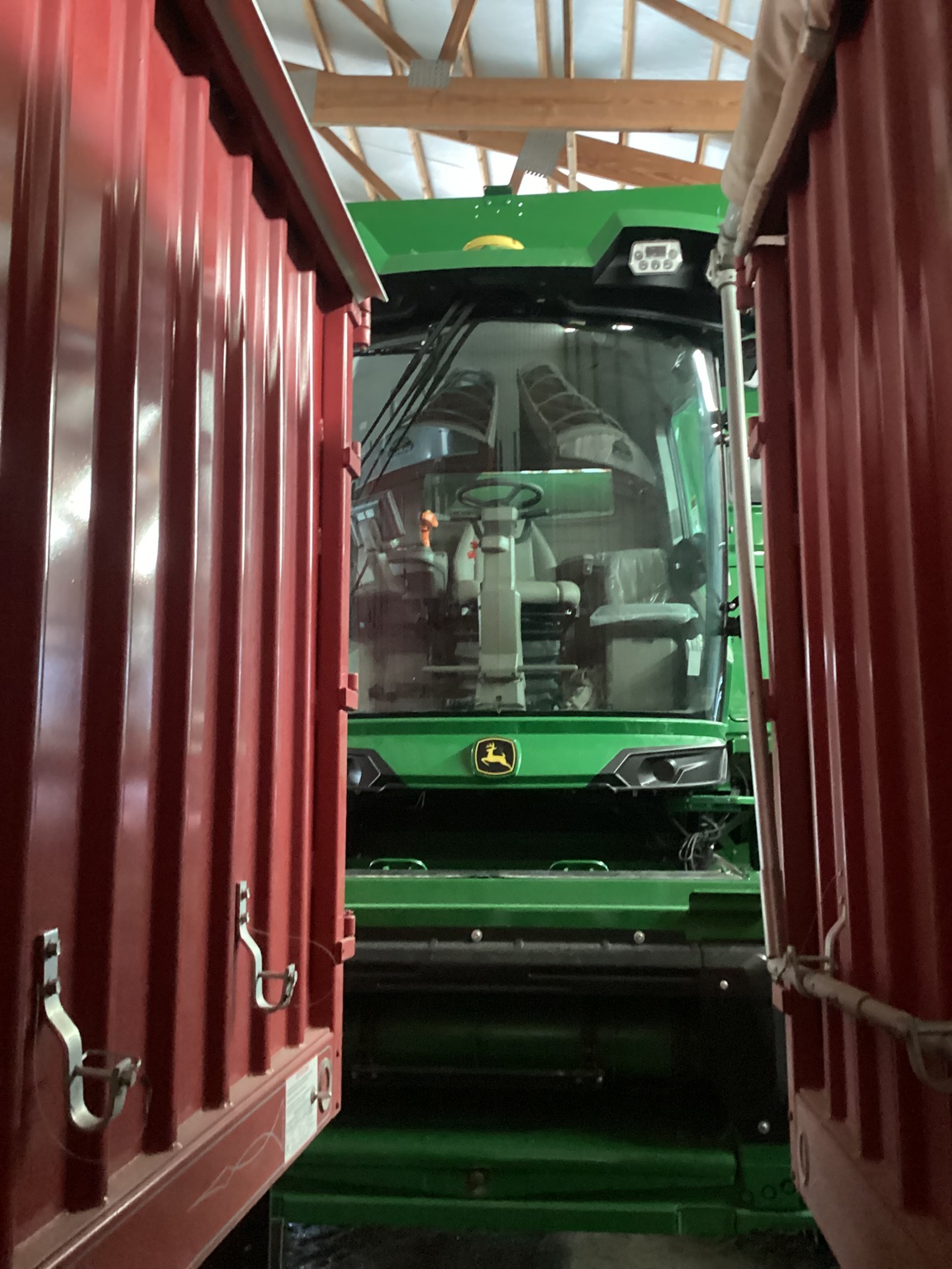 2025 John Deere S7 700 Image 2